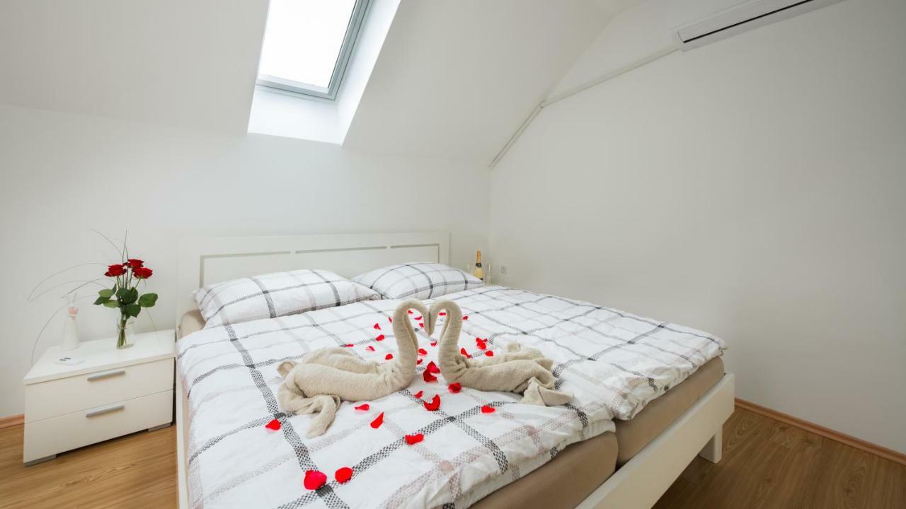 Boomerang Apartment เบลด ภายนอก รูปภาพ