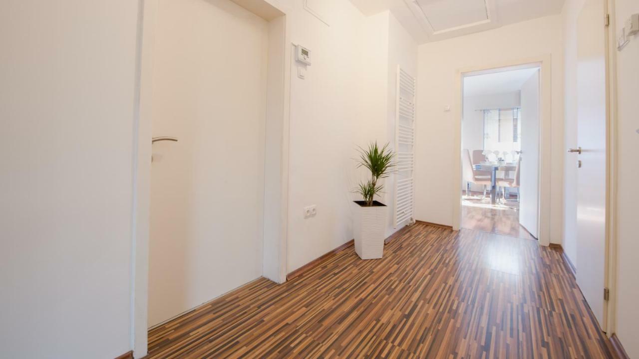 Boomerang Apartment เบลด ภายนอก รูปภาพ